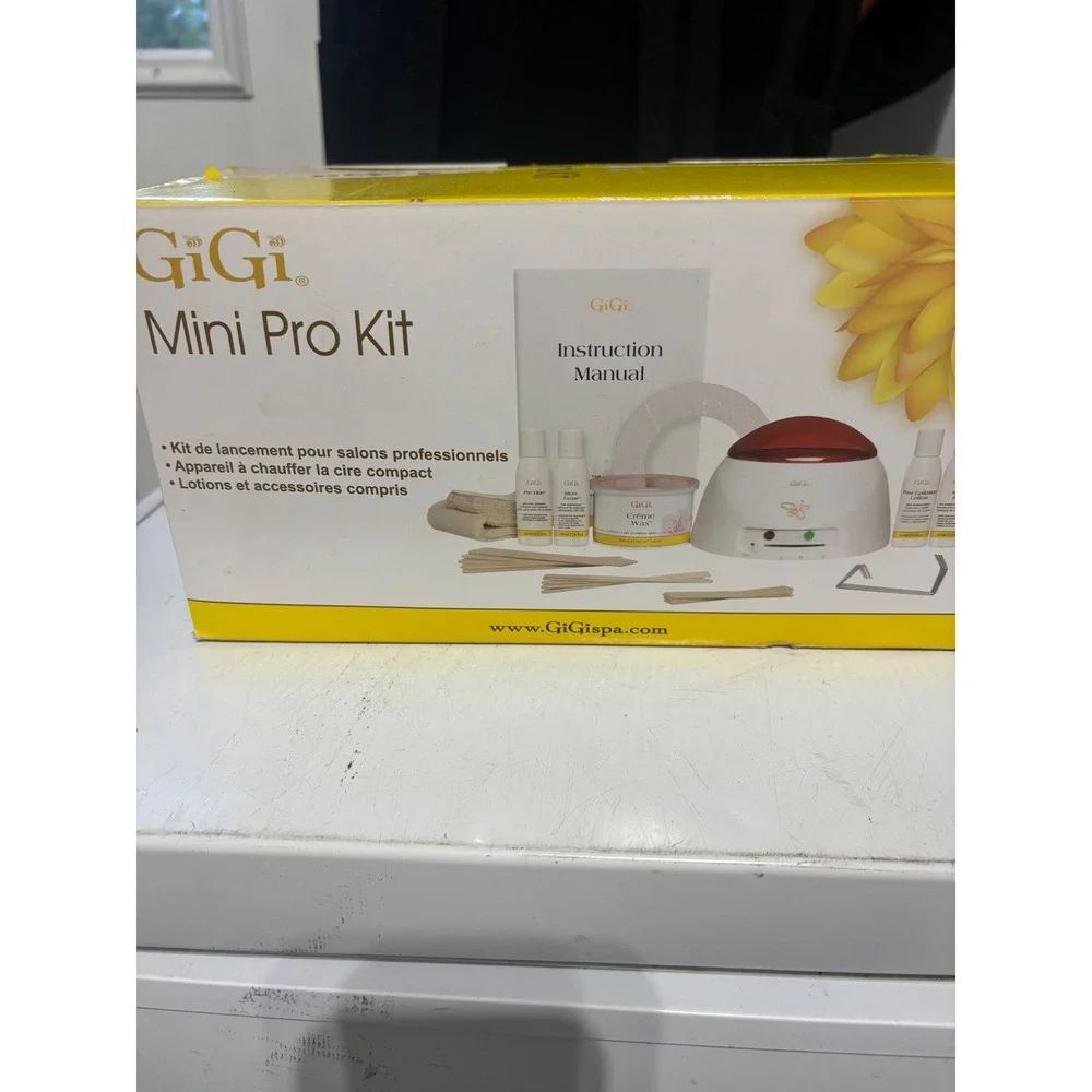 GiGi Mini Pro Kit Professional Hair Removal Starter Set Wax Warmer 0250
